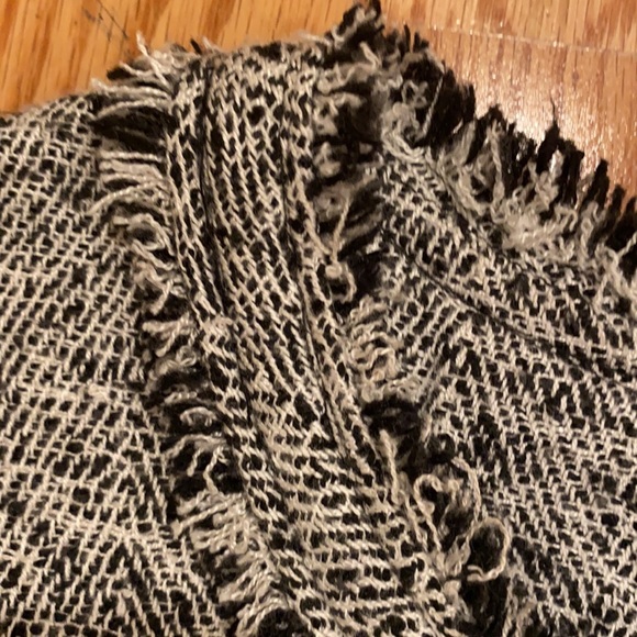 IRO Brady Top fringe hem, woven knit - Picture 4 of 10